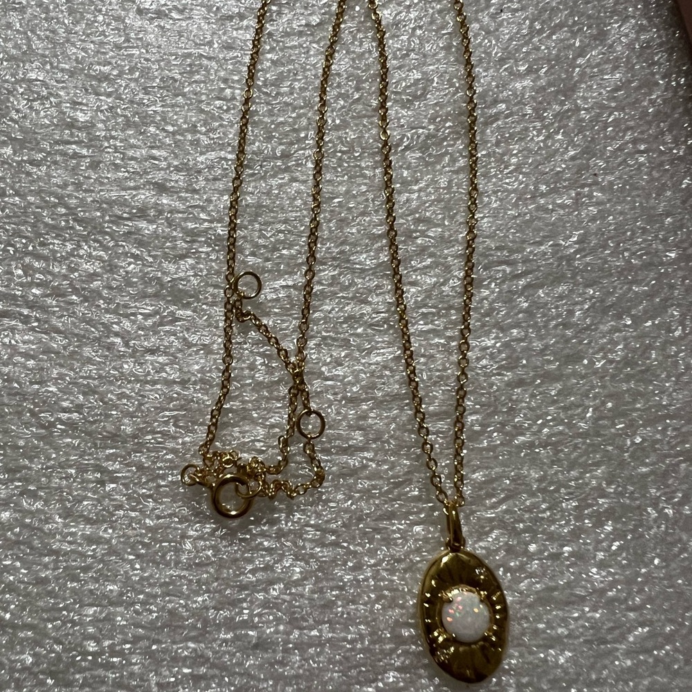 Local Electric Gold with Opal beautiful Necklace NIOB - Picture 8 of 16